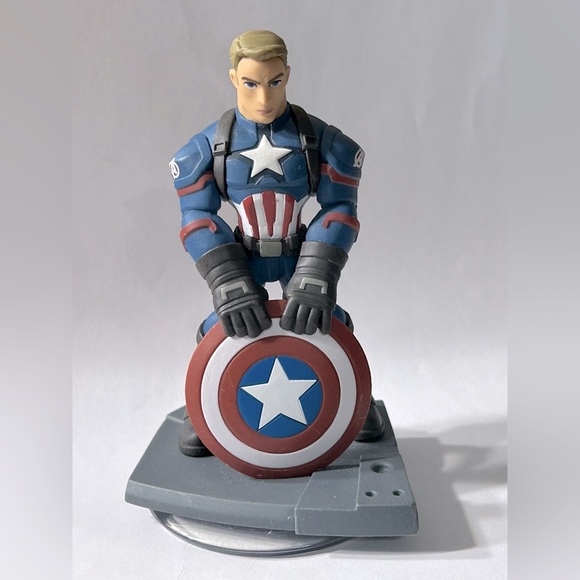 Disney Infinity 3.0 - Captain America Buy 4 $14 Figures Get TWO $14s FREE - Picture 1 of 3